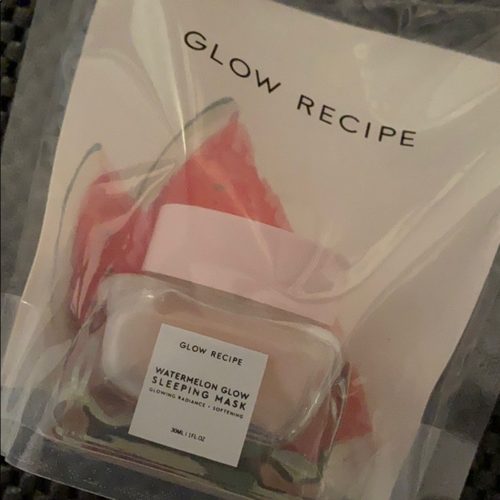 Glow Recipe Watermelon+AHA glow sleeping mask